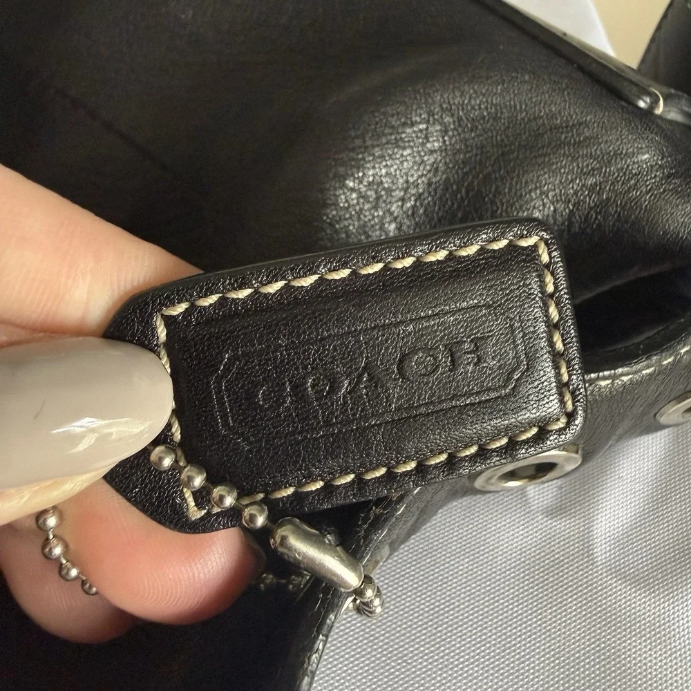 Vintage COACH BLACK East/West Soft Leather Duffle TASSEL Hobo Shoulder Bag Purse